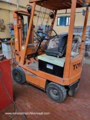 CARRELLO ELEVATORE TOYOTA ELETTRICO  15 QL. 