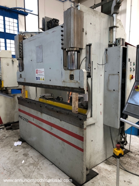 PRESSE PLIEUSE HYDRAULIQUE SYNCHRONISÉE 