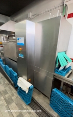Meiko 200 rack-mounted dishwasher