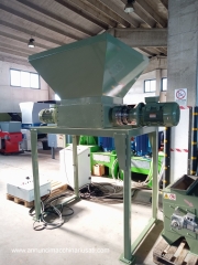 TRITURATORE ELETTRICO 